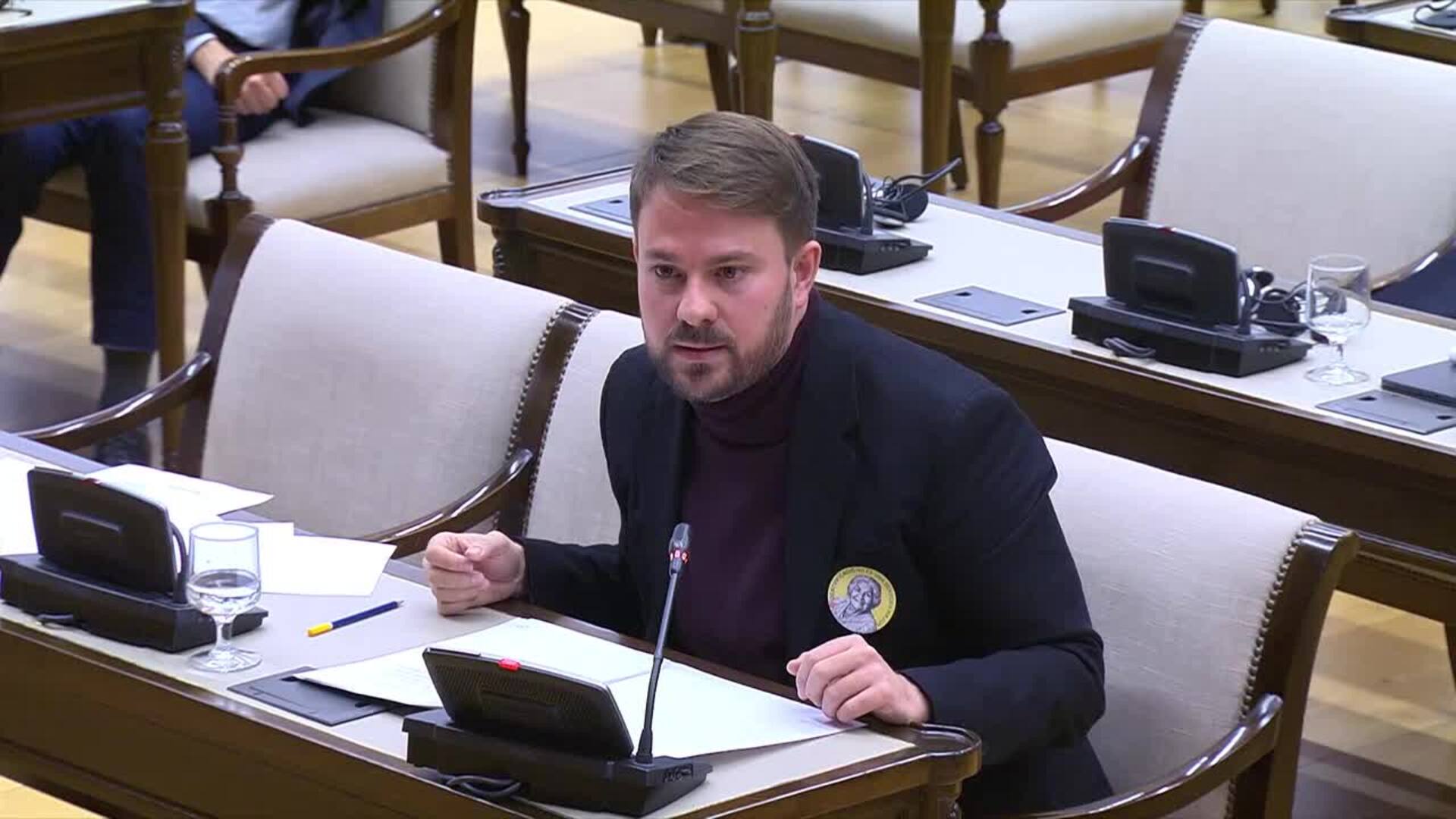 Sumar tacha de ineficaces las ayudas fiscales a caseros que congelen el alquiler