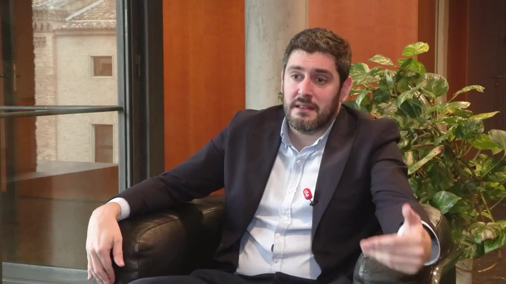 Nolasco cree que se puede "dar la vuelta" al "bipartidismo estafador"