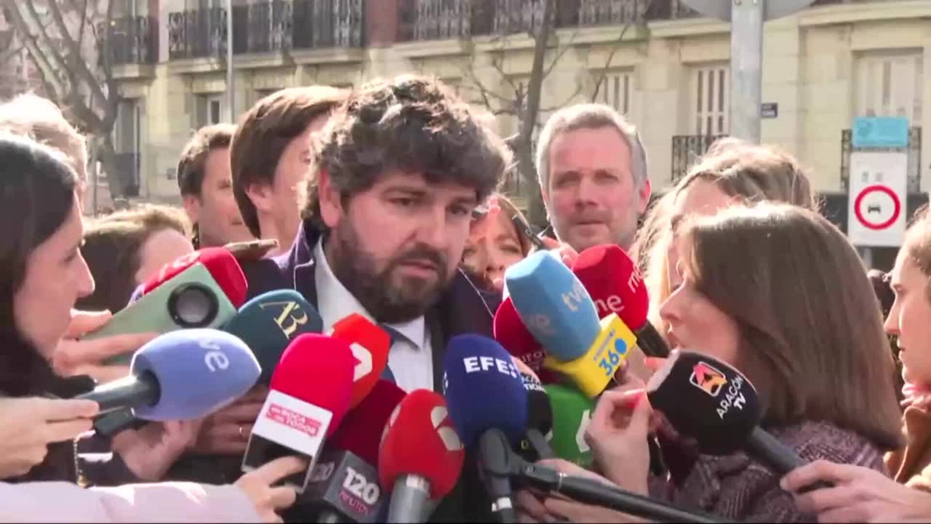 López Miras pide al PP centrarse en gestión, no en "hacer ruido ni gritar más"