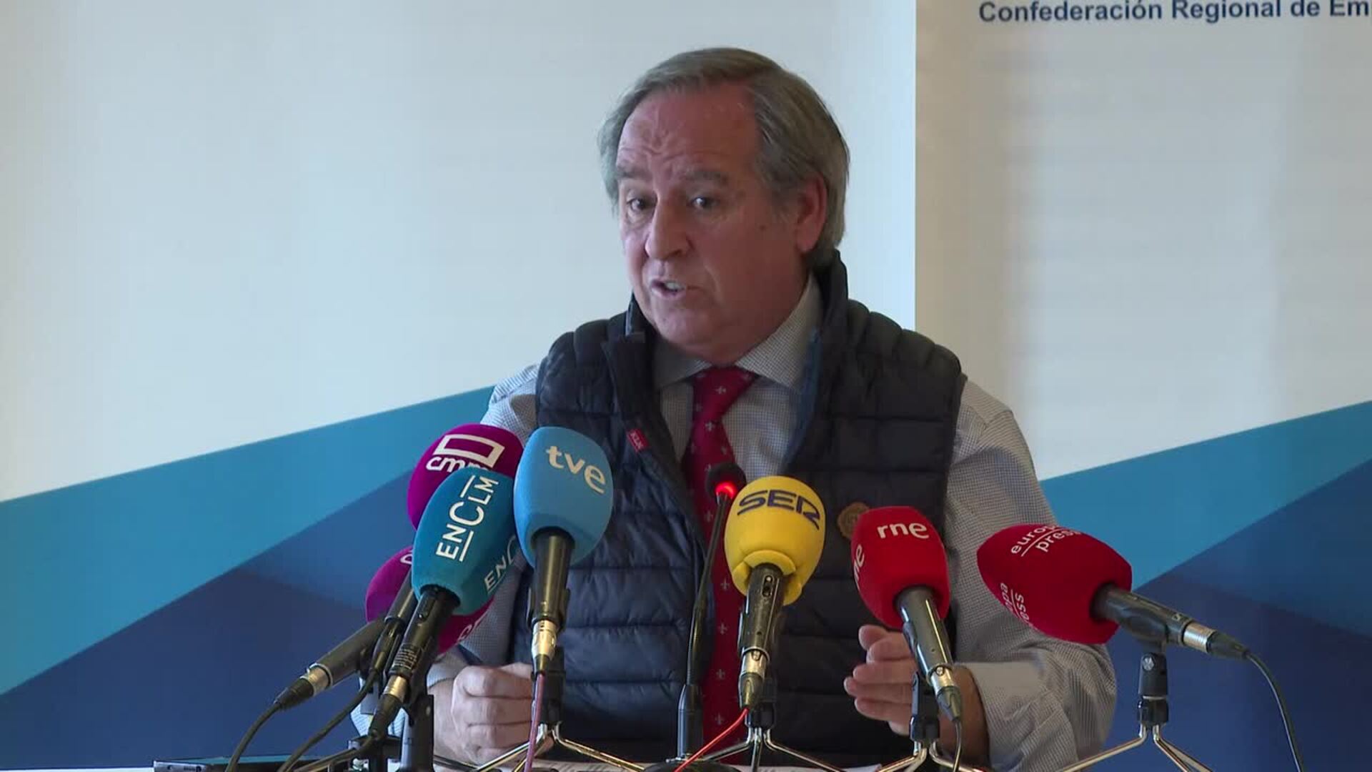 Cecam ve "feo" el acuerdo de Ley de Prevención de Riesgos solo con sindicatos