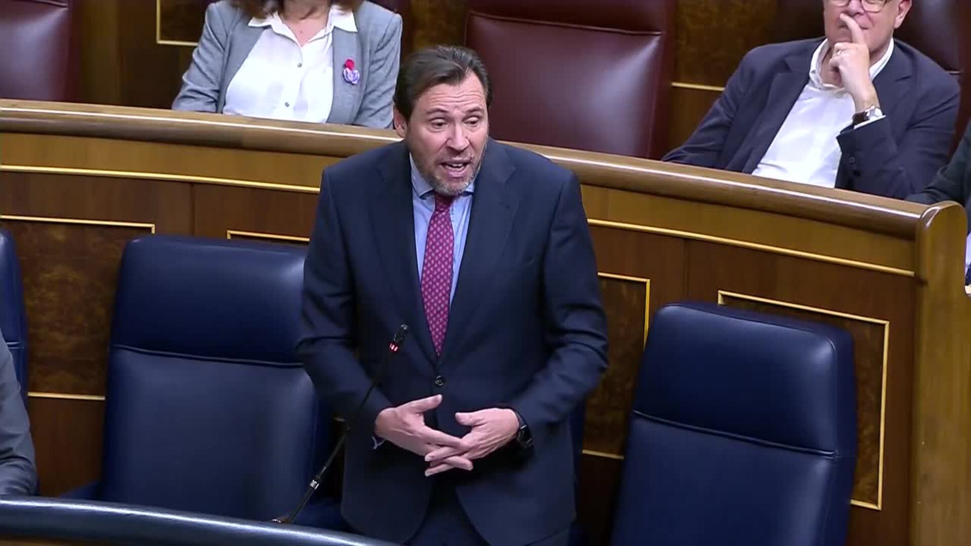 Óscar Puente a Vox: "Es imposible competir en un debate cargado de bulos y mentiras"