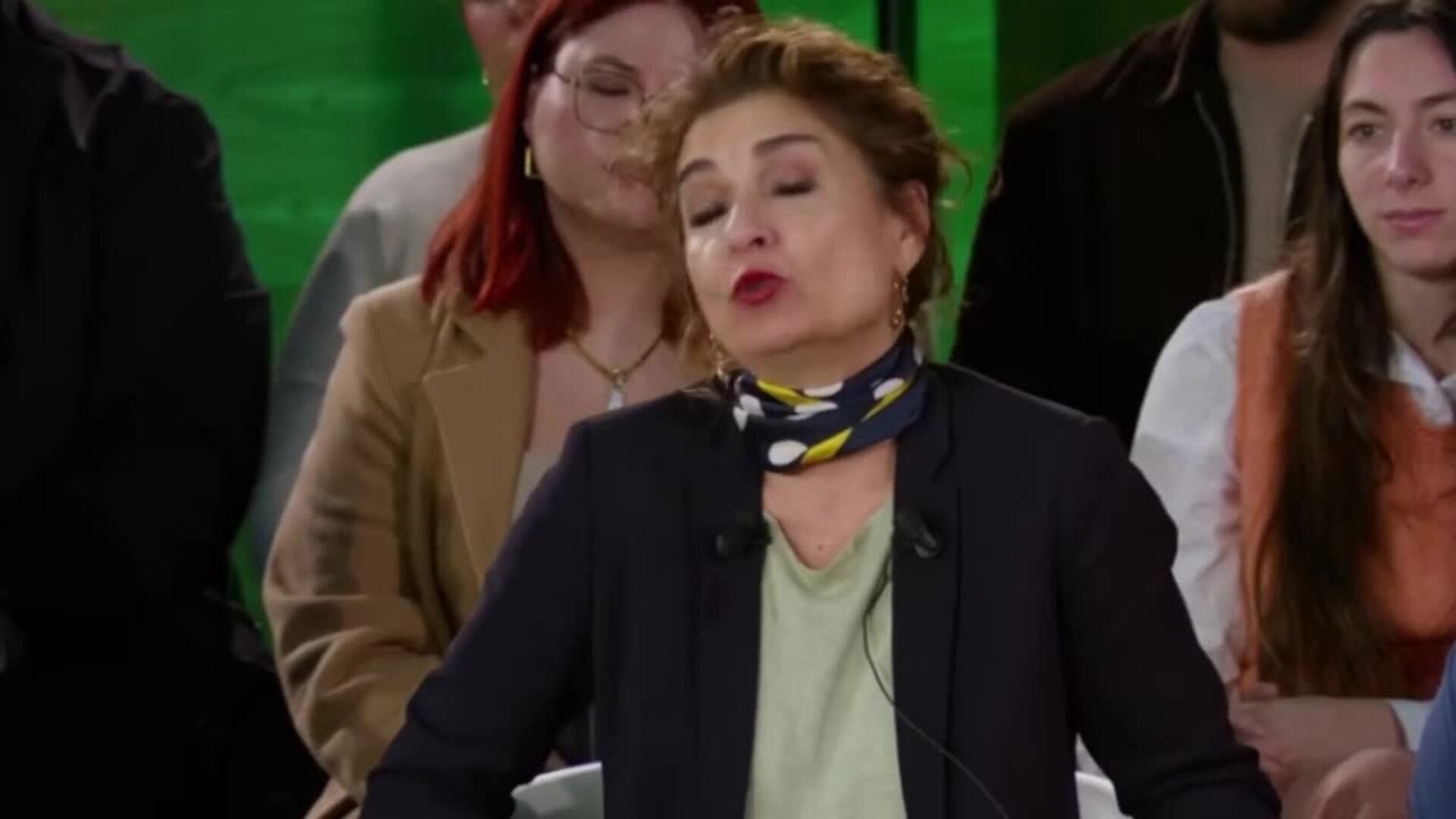 Montero reivindica que "el Gobierno va estar ahí cuando desaparezcan las cámaras"