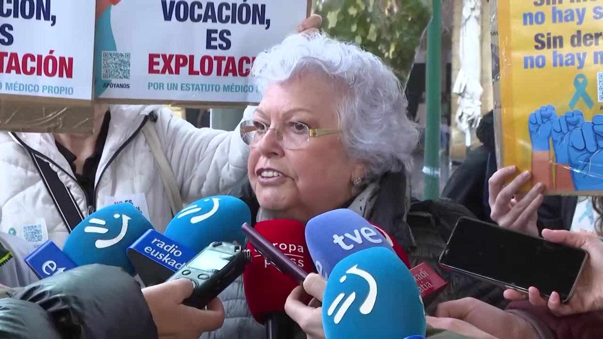 Los médicos vuelven a la huelga nacional para exigir un Estatuto Marco propio