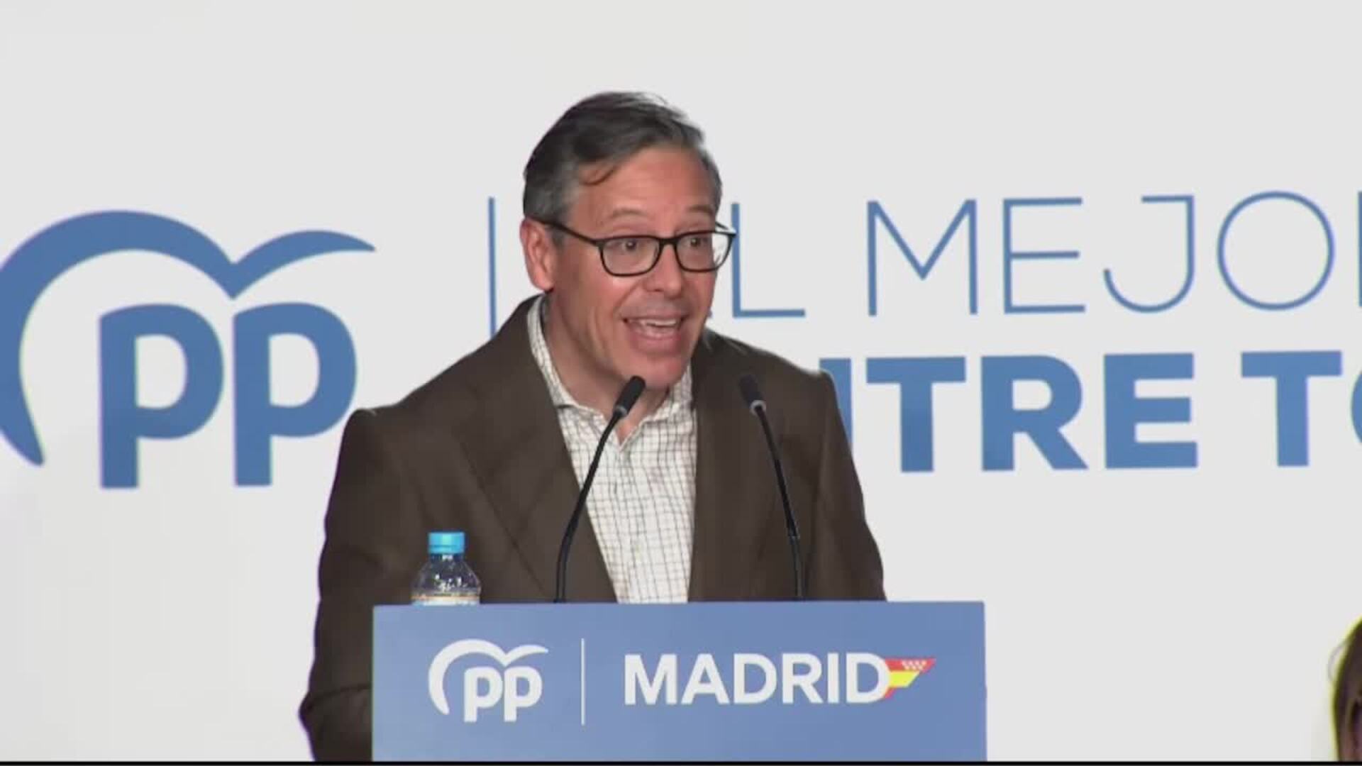 Serrano critica que la izquierda madrileña elija a un "friki independentista" como Rufián