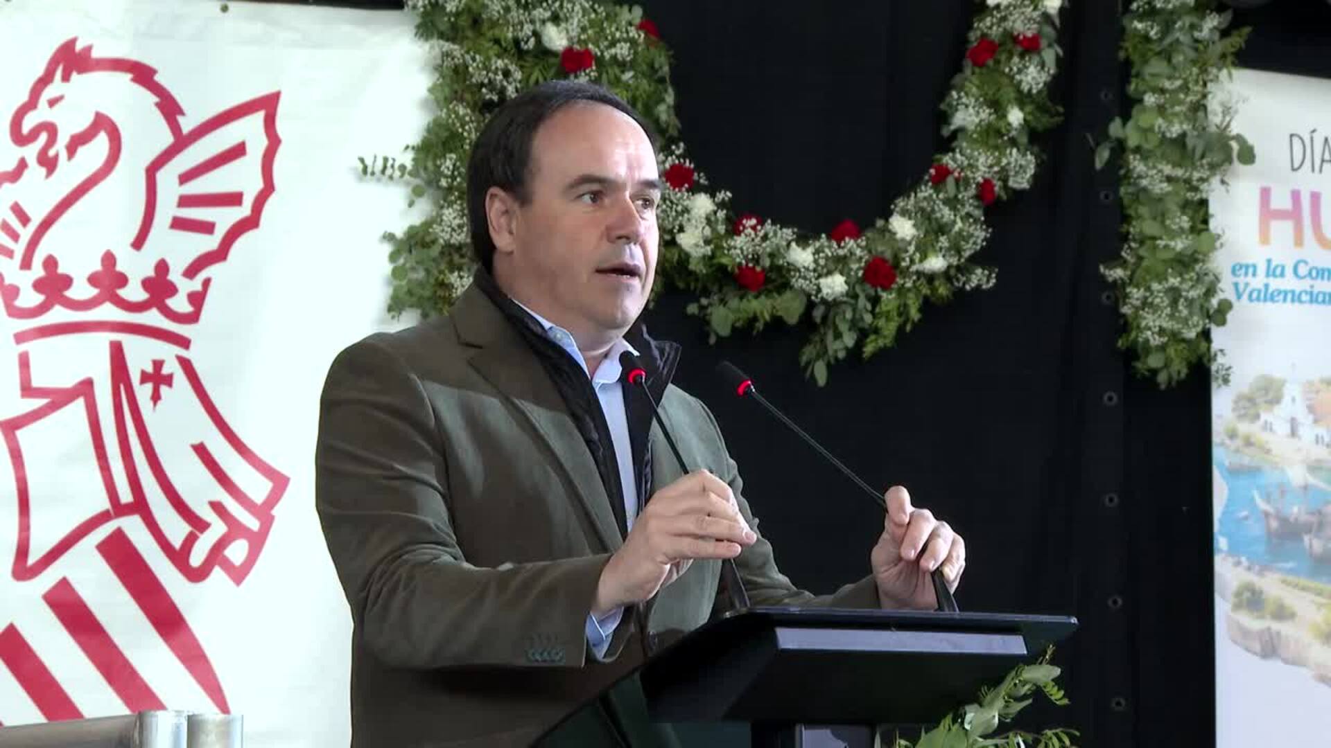 Llorca insta a todos los andaluces que viven en Valencia a disfrutar del día de su comunidad