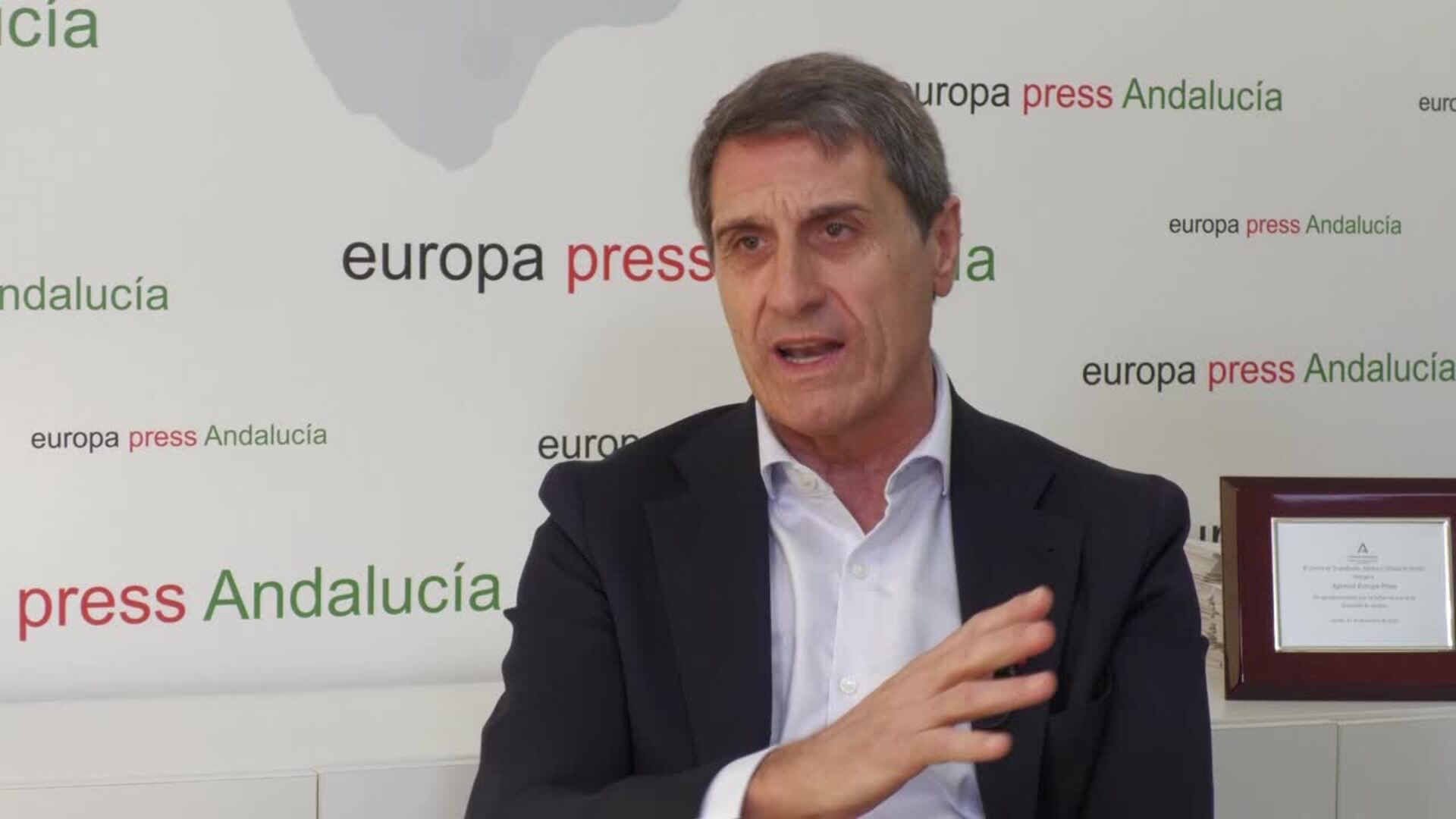 Pedro Fernández destaca el liderazgo de Montero en la reactivación del PSOE-A