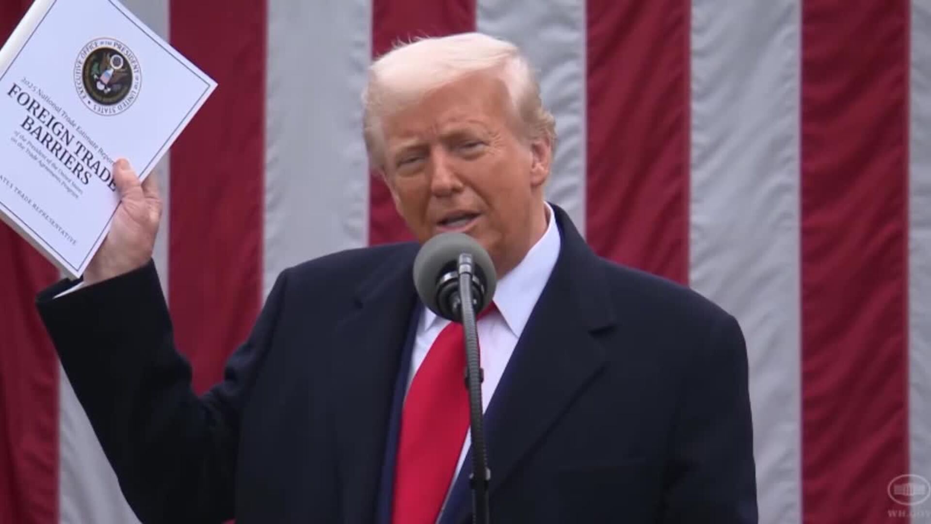 Aduanas de EEUU dejarán de recaudar desde mañana los aranceles anulados por el Supremo