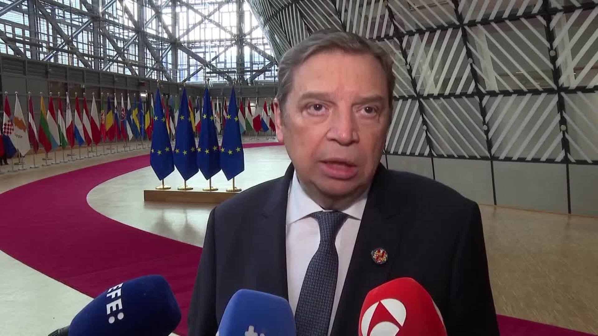 Planas aboga por mantener el acuerdo comercial con EEUU: "Un acuerdo es un acuerdo"