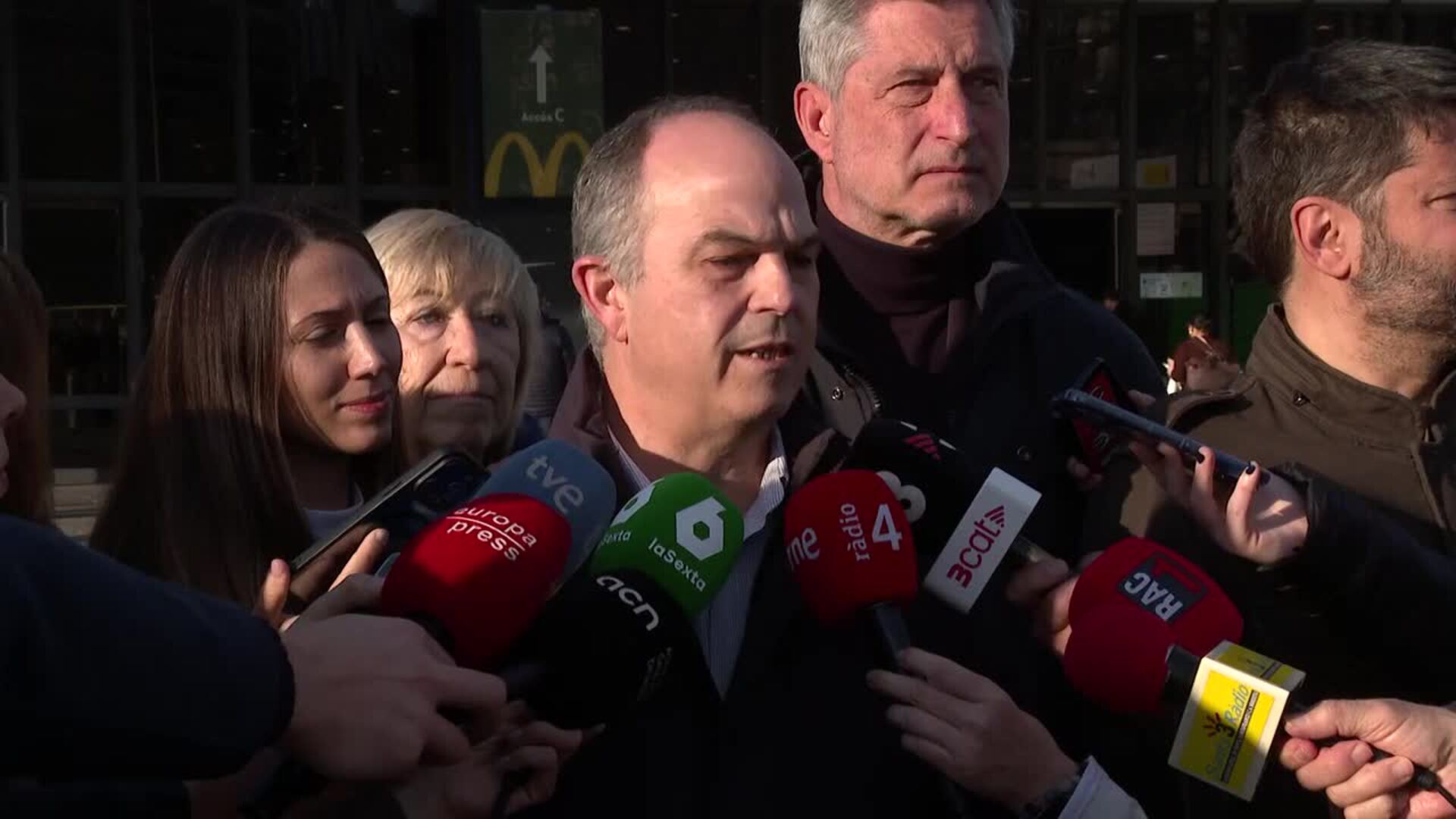 Turull pide a Sánchez desclasificar todos los documentos de las "cloacas del Estado"