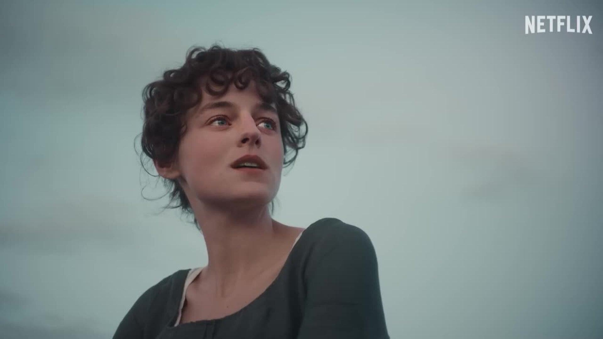 Emma Corrin y Jack Lowden protagonizarán la miniserie de 'Orgullo y Prejuicio' en Netflix