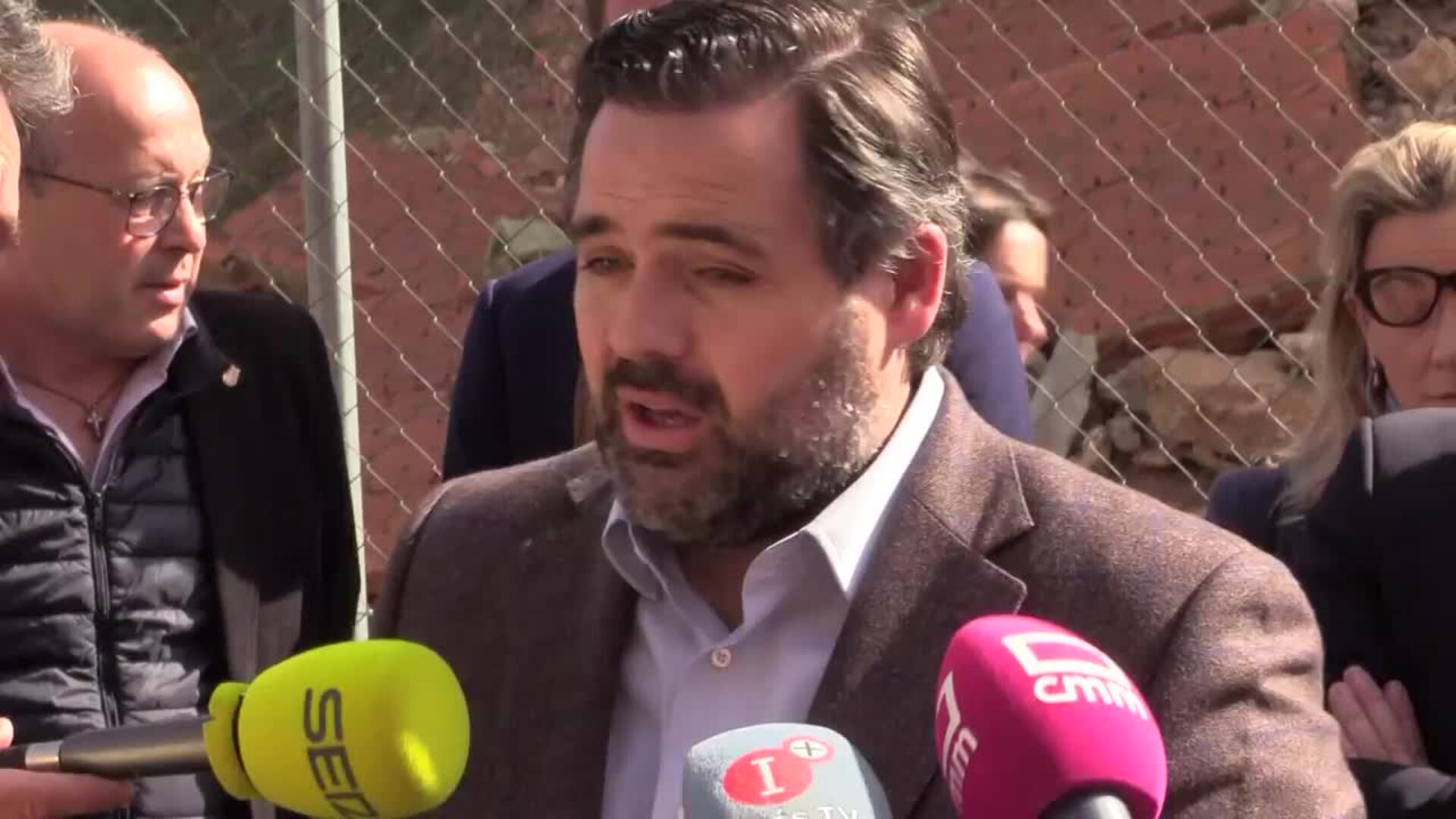 El PP ve insuficientes los siete millones de la Junta para arreglar caminos