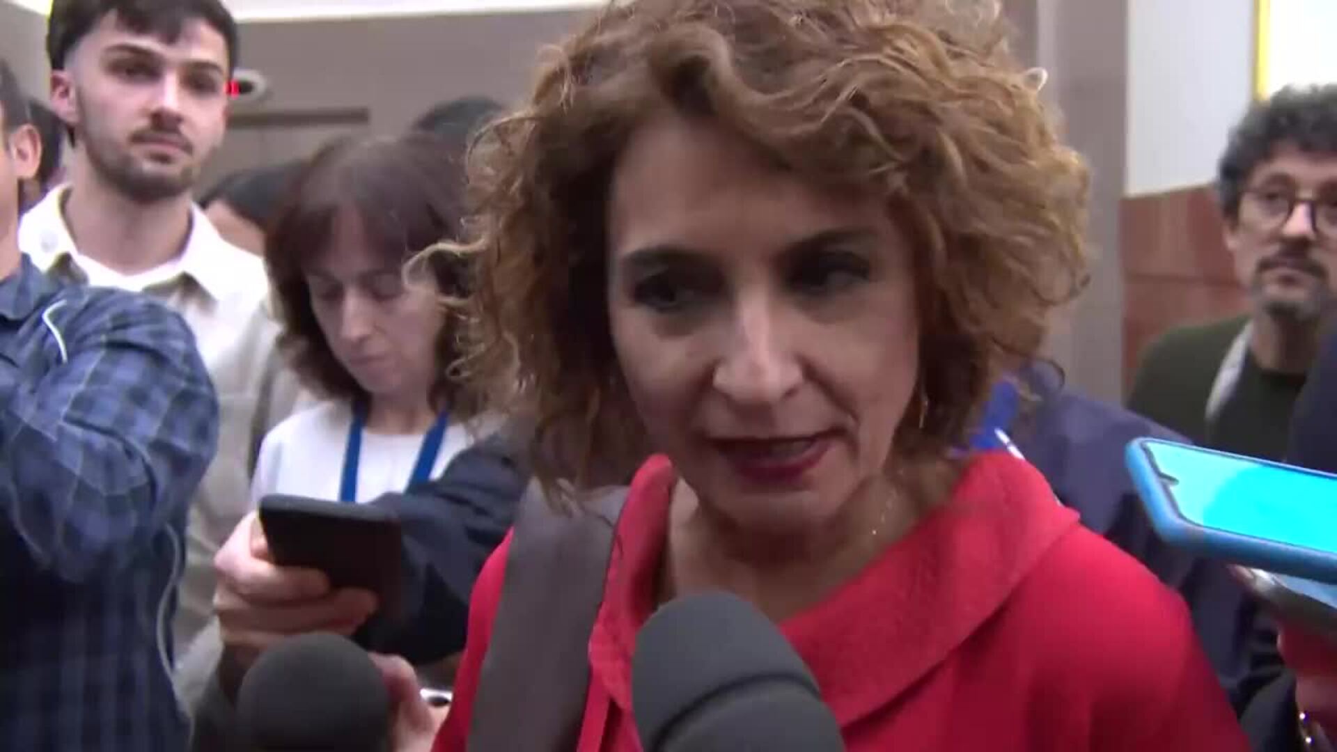 Montero dice que presentará los PGE pero lo condiciona a "concitar los acuerdos necesarios"