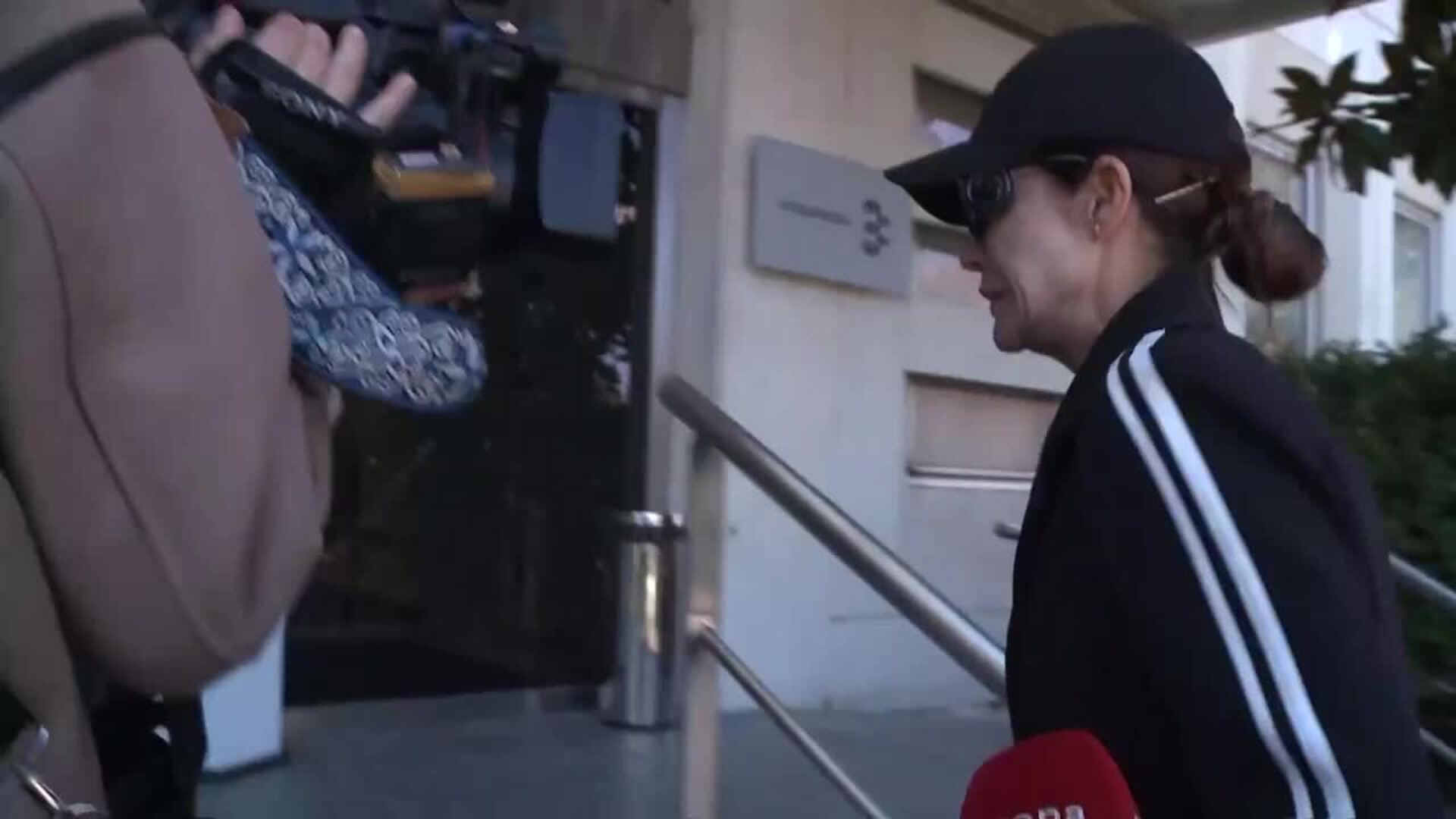 Tamara Gorro y Cayetano Rivera afianzan su relación con su primer paseo de enamorados