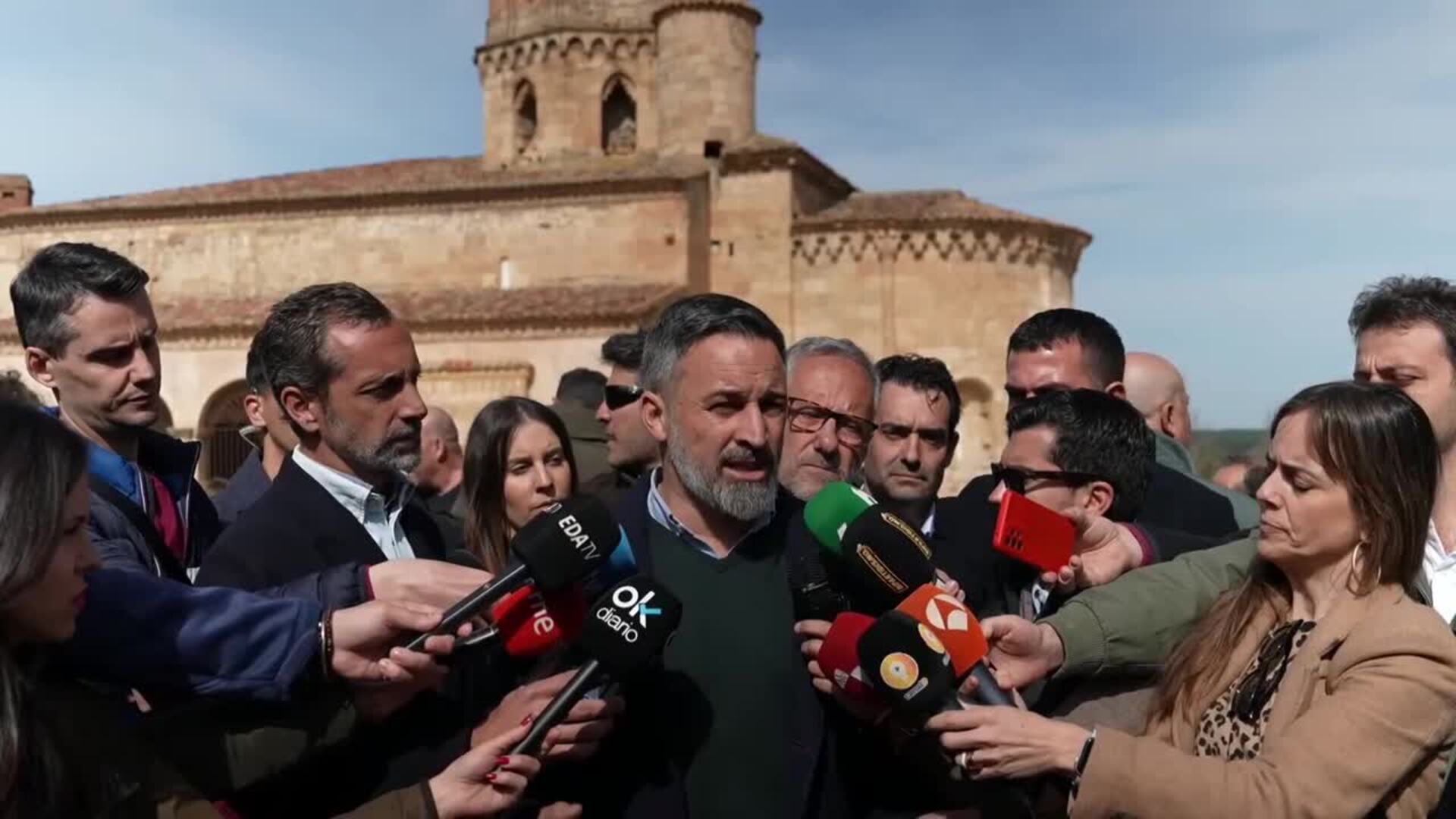 Abascal apunta que a Vox "no le interesa Groenlandia sino Soria"