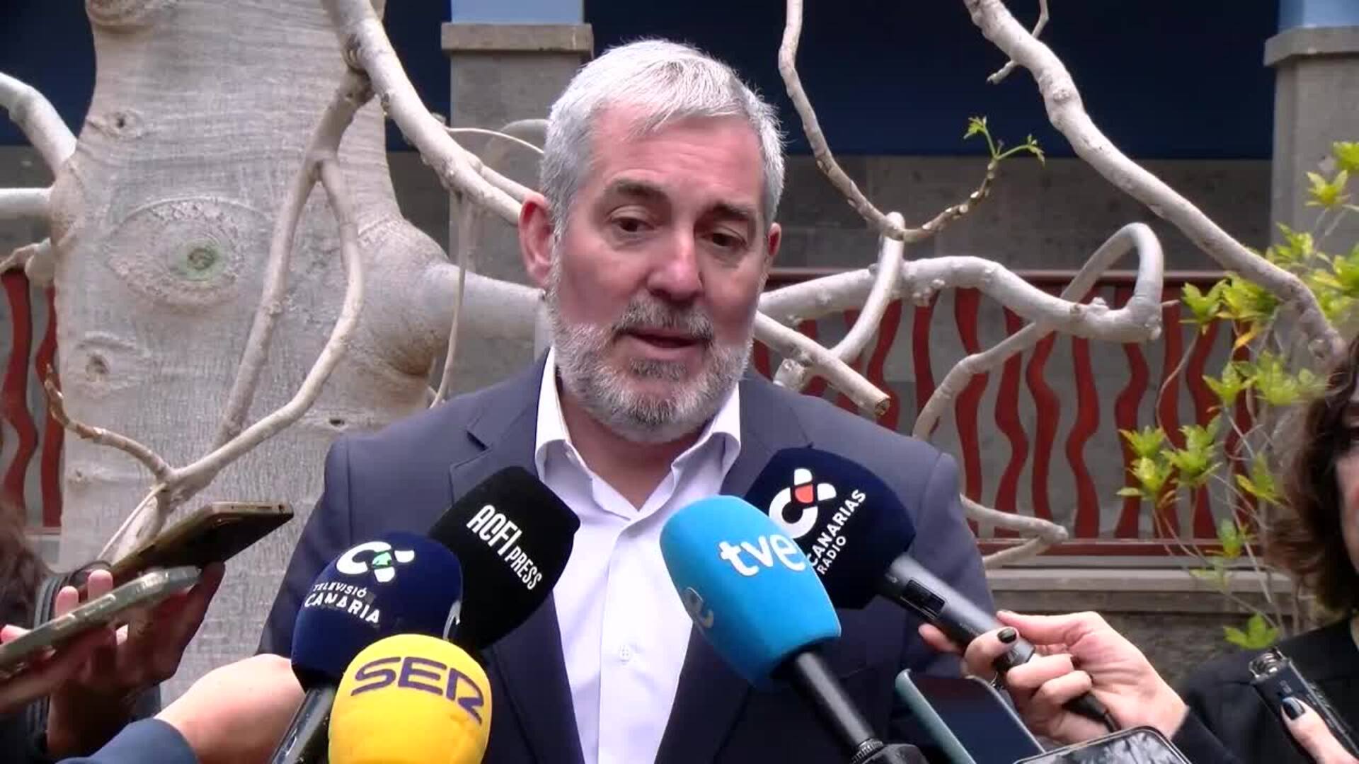 Clavijo afirma que no comparte la posición de Sánchez sobre el conflicto de Irán