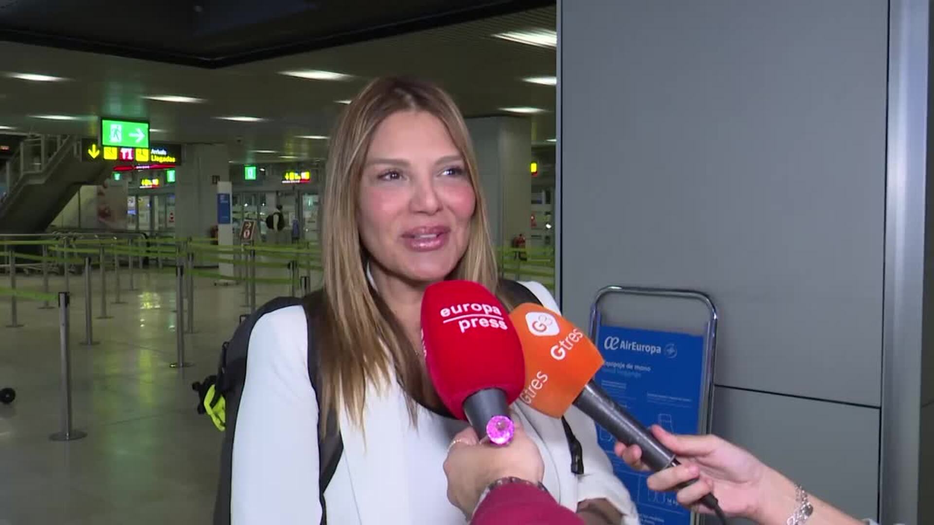 Ivonne Reyes reacciona a la relación de Pepe Navarro con Verónica Schmidt: "No tengo cabeza..."