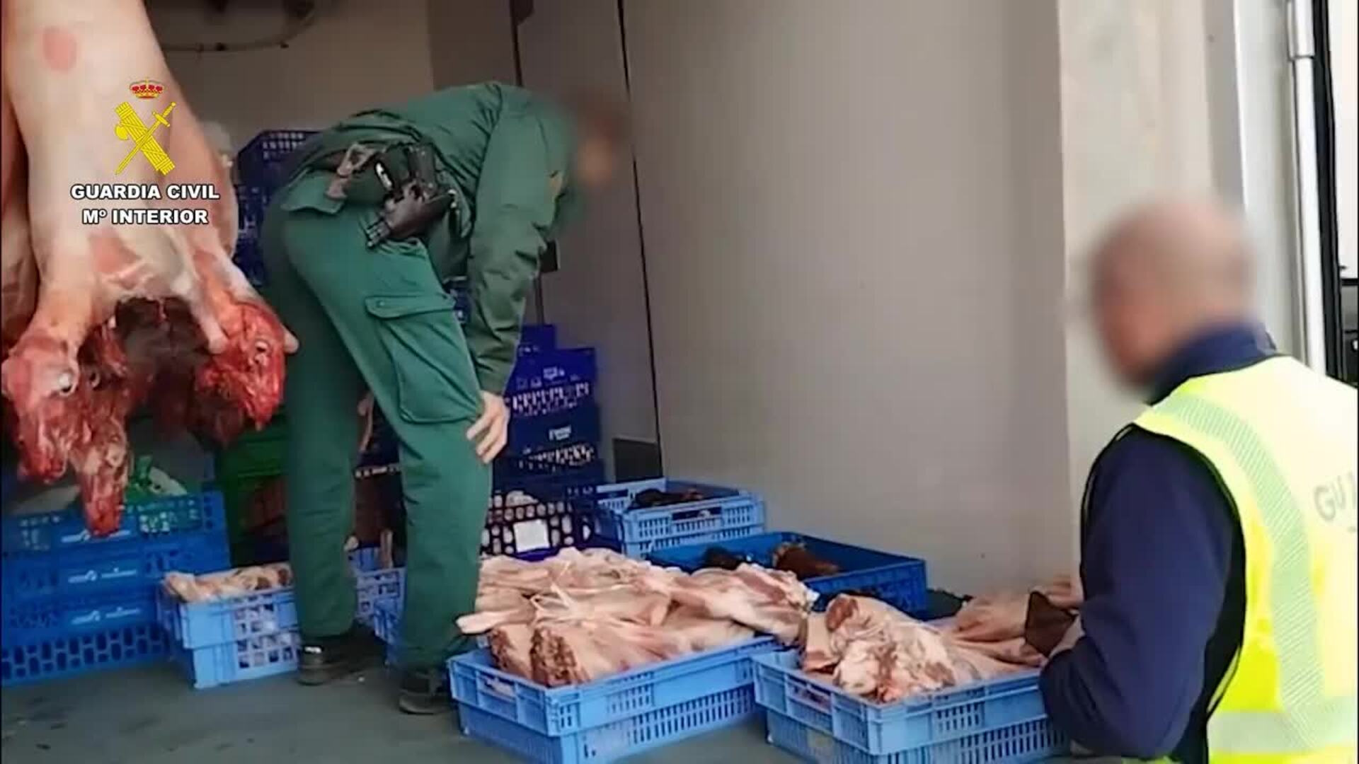 La Guardia Civil interviene más de 50 toneladas de alimentos no aptos en Alicante