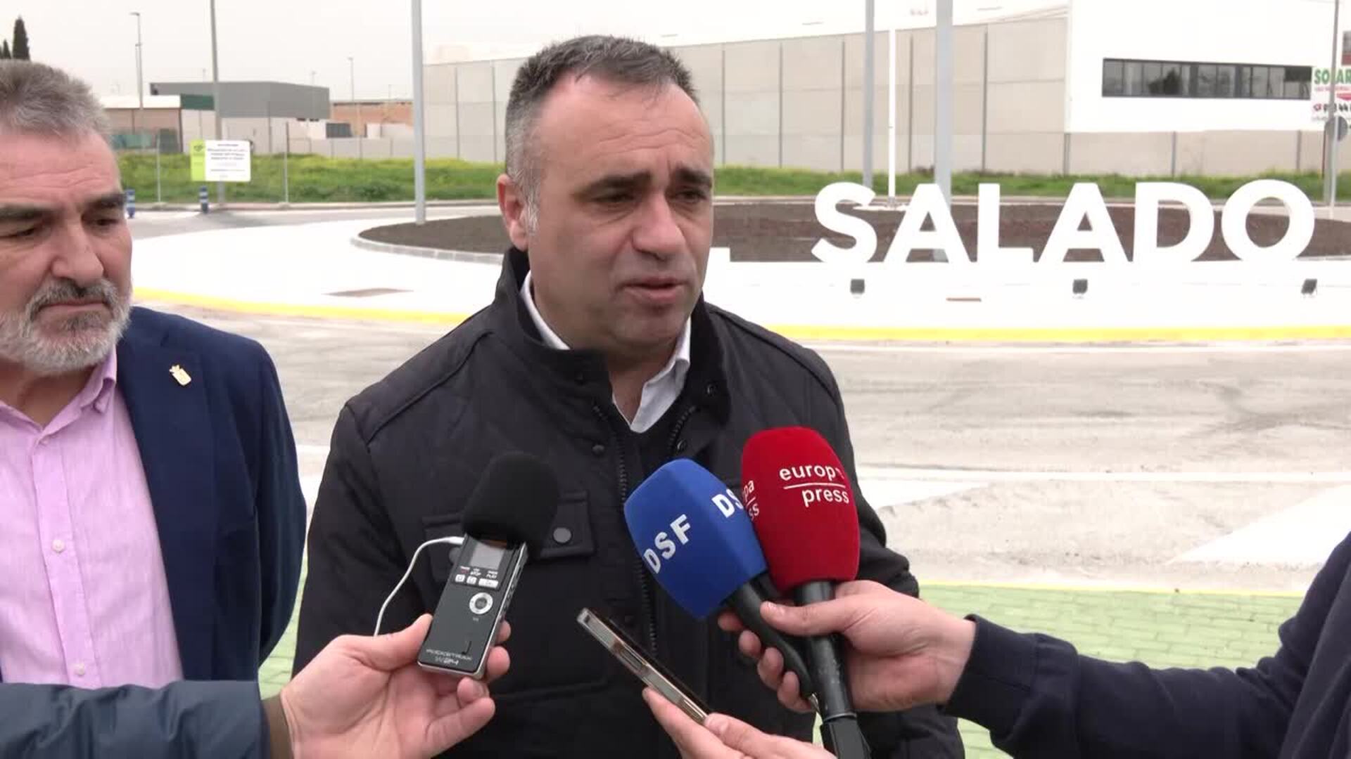 Diputación de Granada y Santa Fe mejoran el polígono El Salado con 200.000 euros de inversión