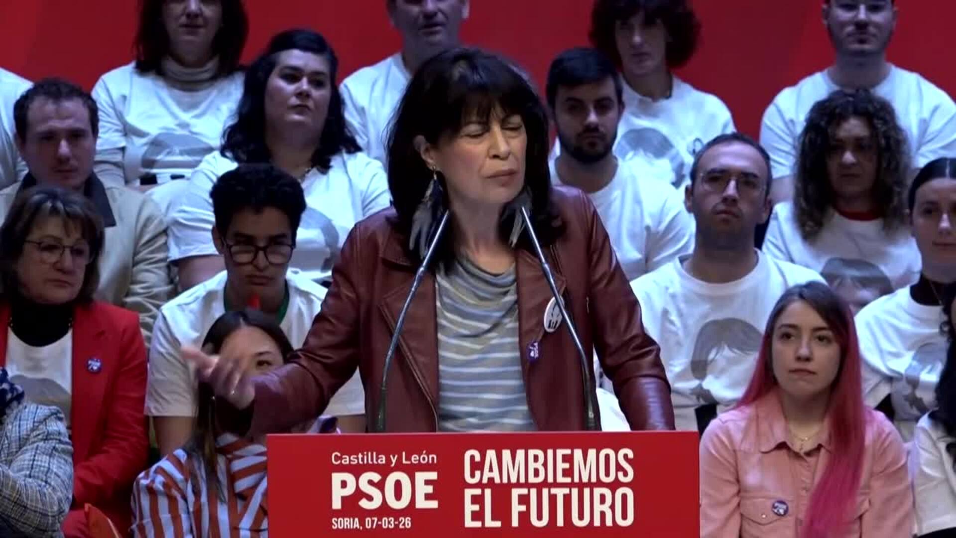 Redondo pide un "último esfuerzo" para "avanzar" tras 40 años de "decadencia" con el PP en CyL