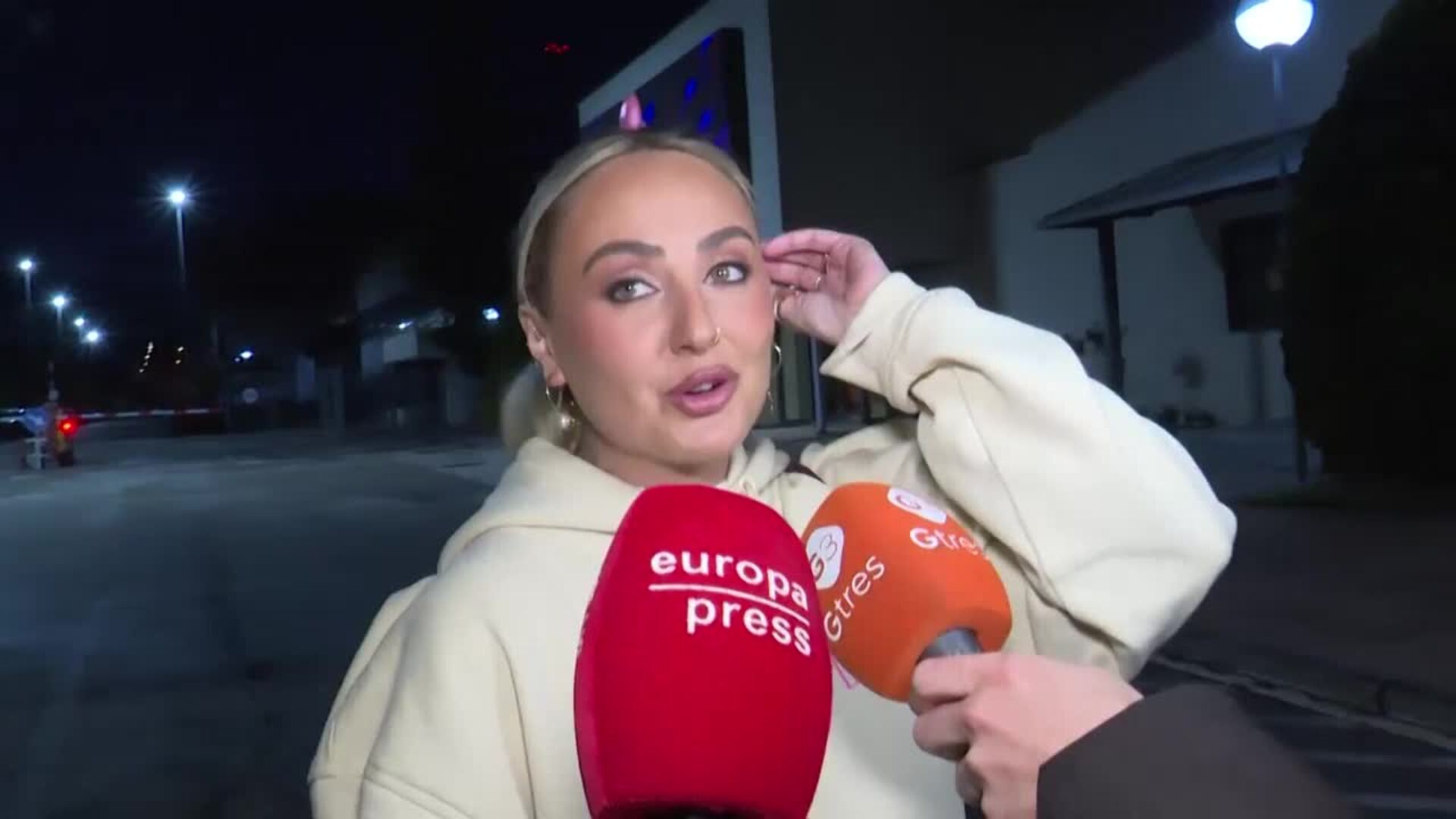 Rocío Flores, del lado de Rocío Carrasco con Alejandra Rubio: 