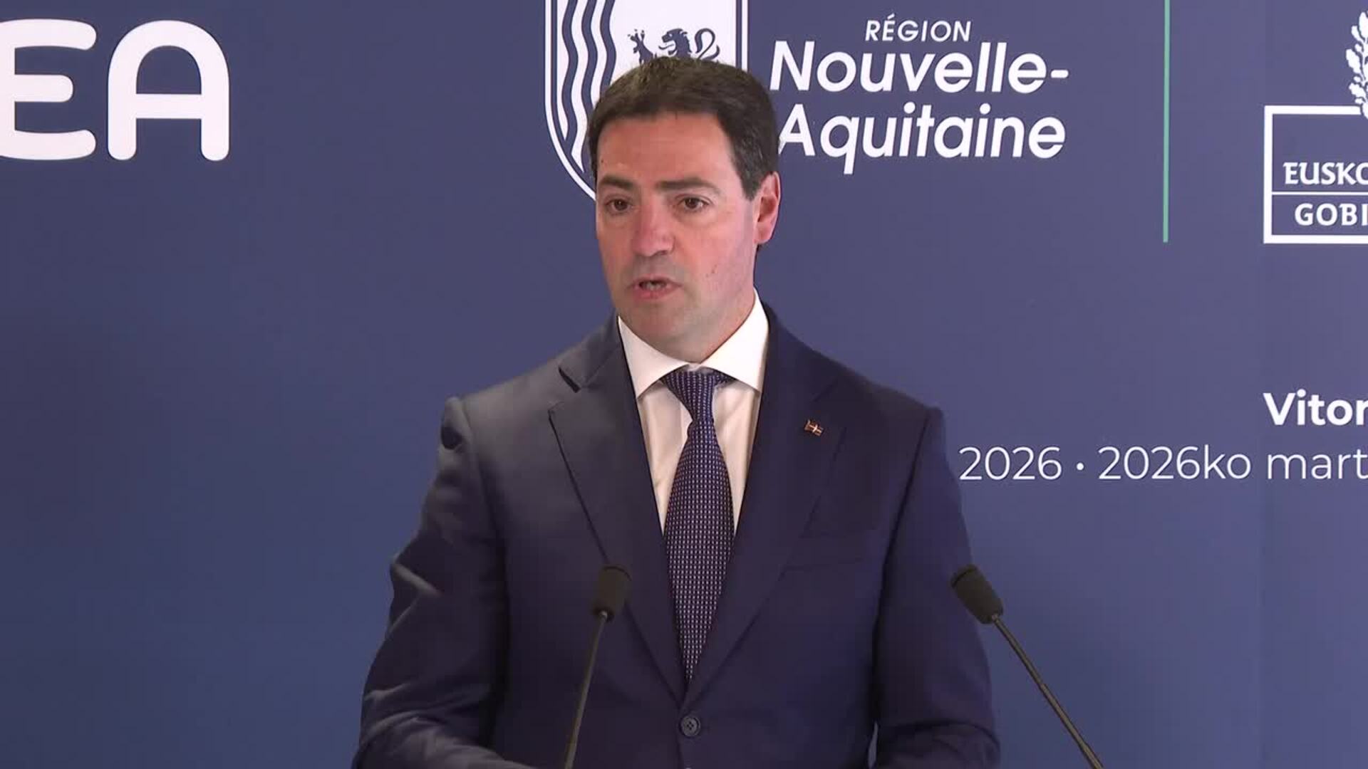 Pradales y Chivite afirman que la fabrica de Hithium permitirá crear sinergias "positivas"