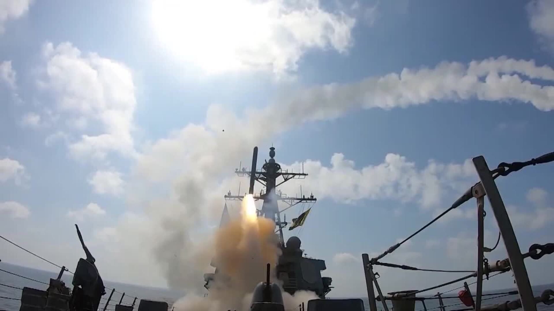 El precio del crudo cae un 5% y las bolsas europeas abren en positivo