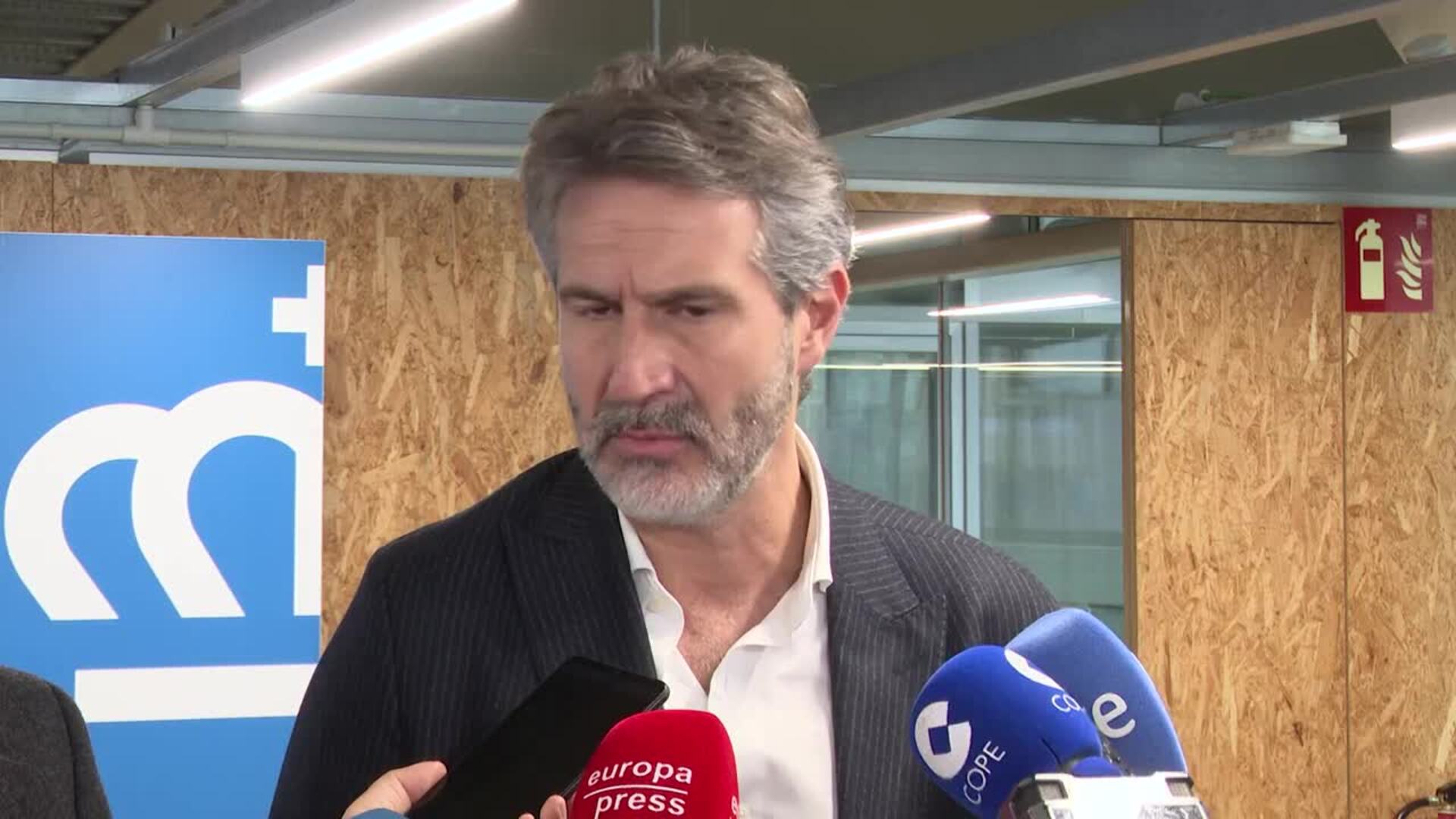 Xunta y Fegamp firman el acuerdo para implantar la red de ayuntamientos contra el acoso escolar