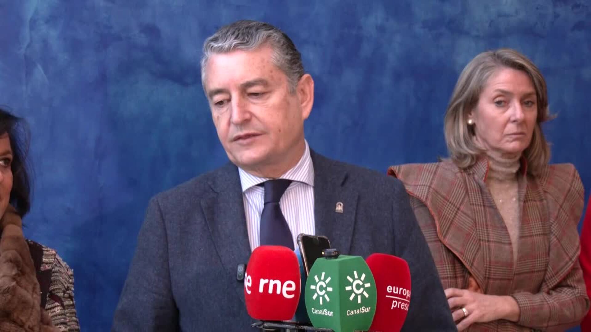 La nueva Hoja Electrónica permitirá hacer quejas desde el móvil a finales de abril