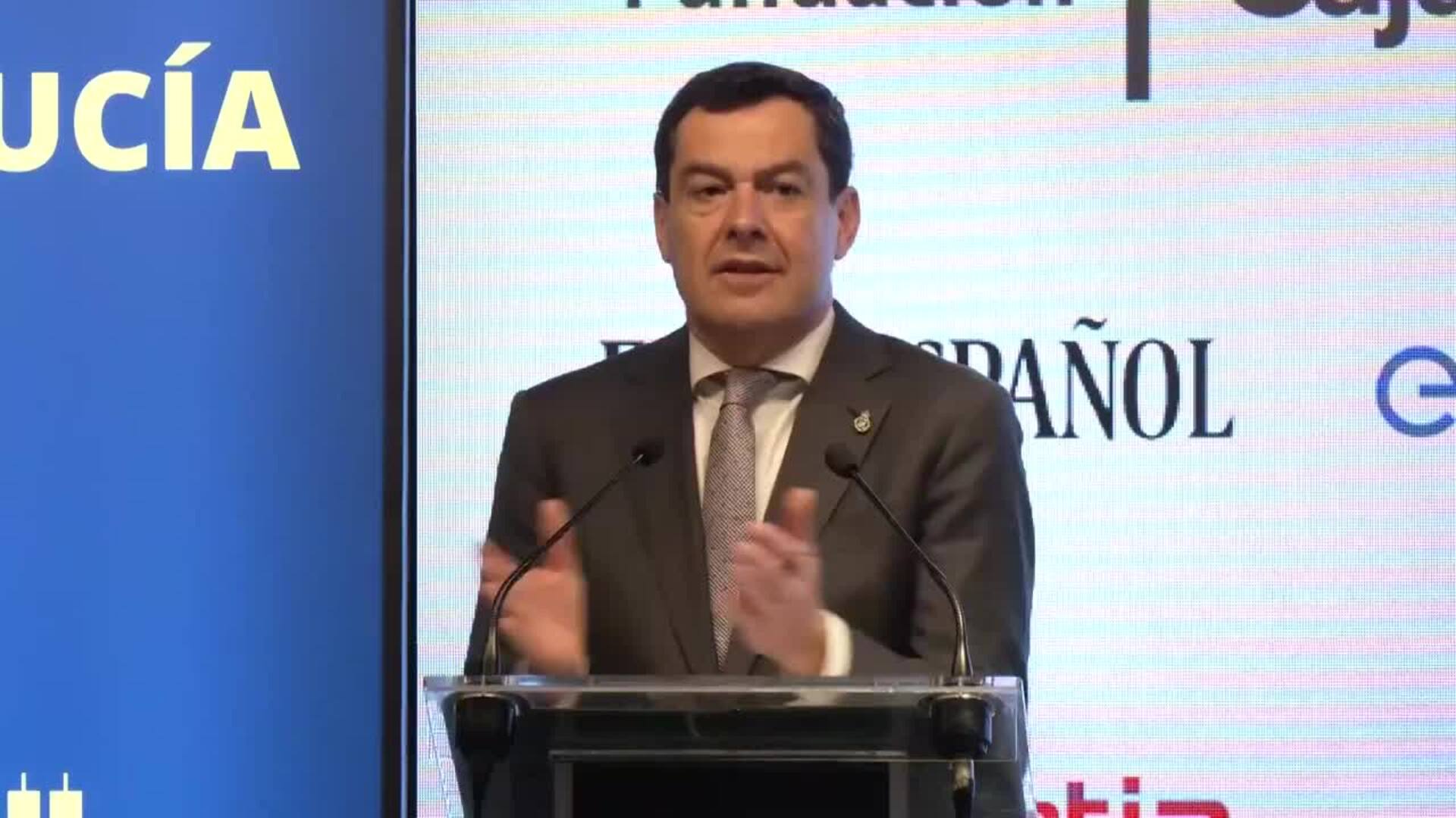 Moreno ofrece "moderación" ante las andaluzas tras el "castigo" en Castilla y León al bloqueo