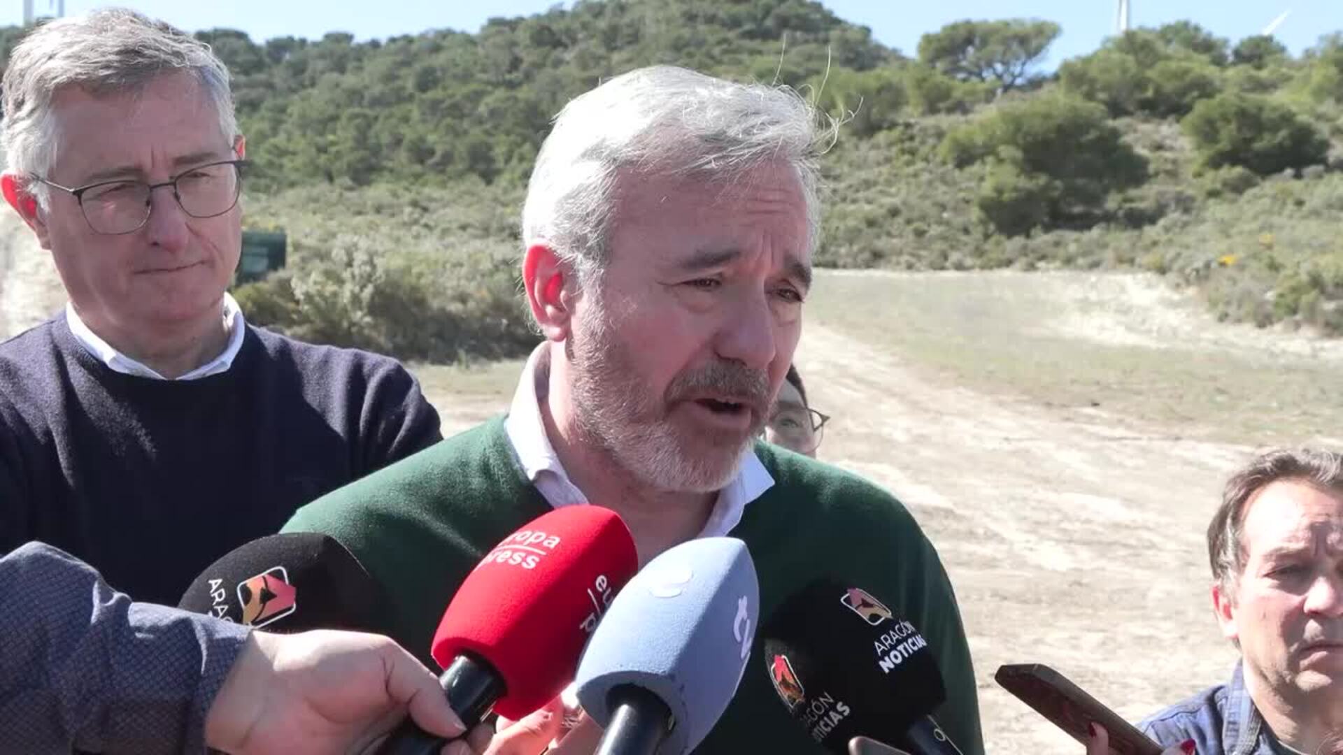 Azcón cree que "ha llegado el momento" de alcanzar un acuerdo con Vox