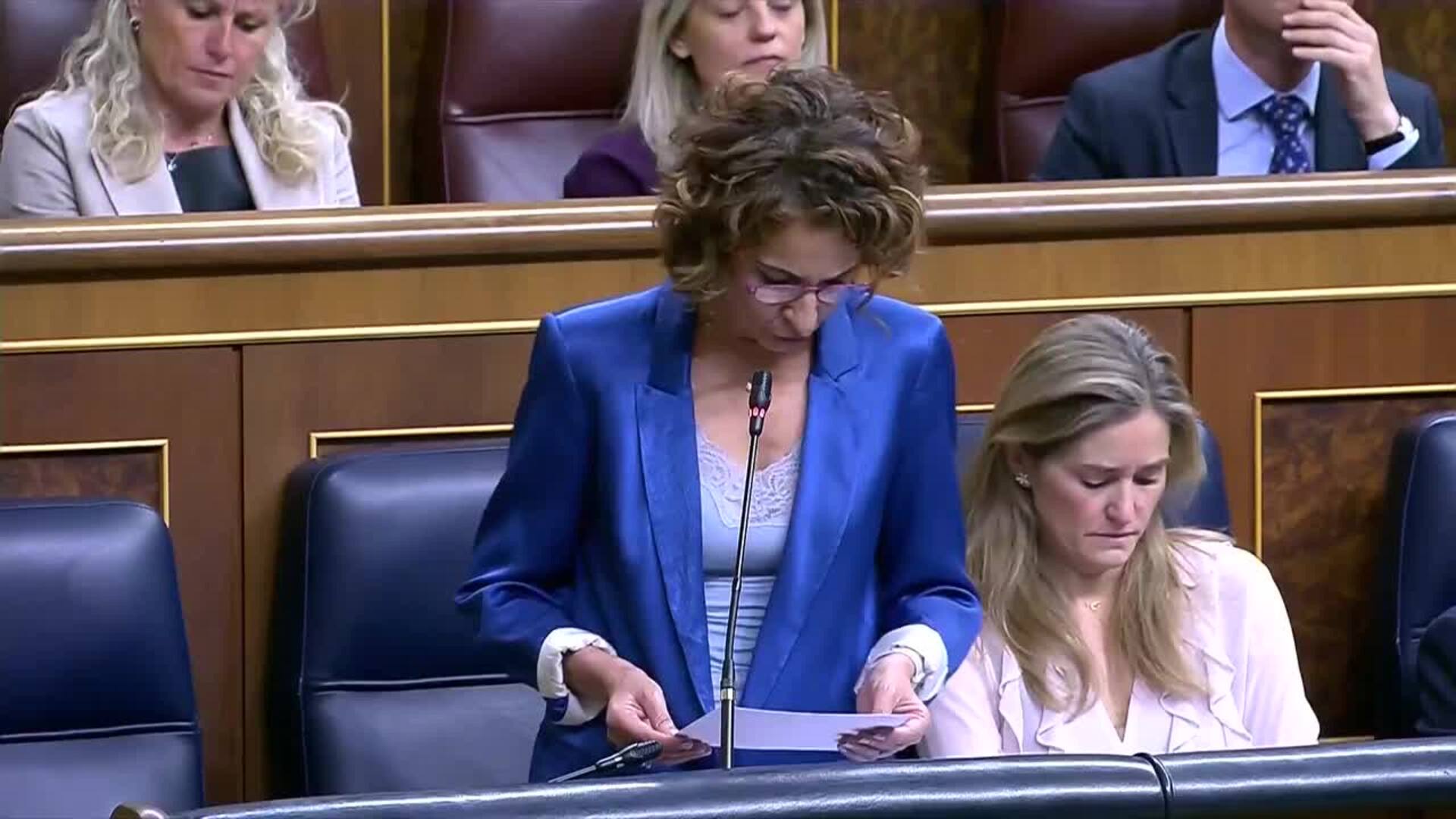 El PP sugiere a Montero "alejarse del activo tóxico" Pedro Sánchez