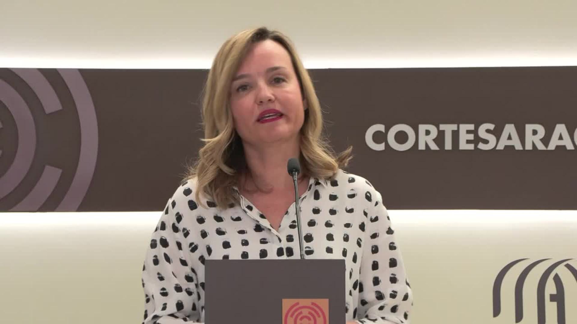 Alegría (PSOE) exige a Azcón un plan de ayudas ante el alza de energía y combustible