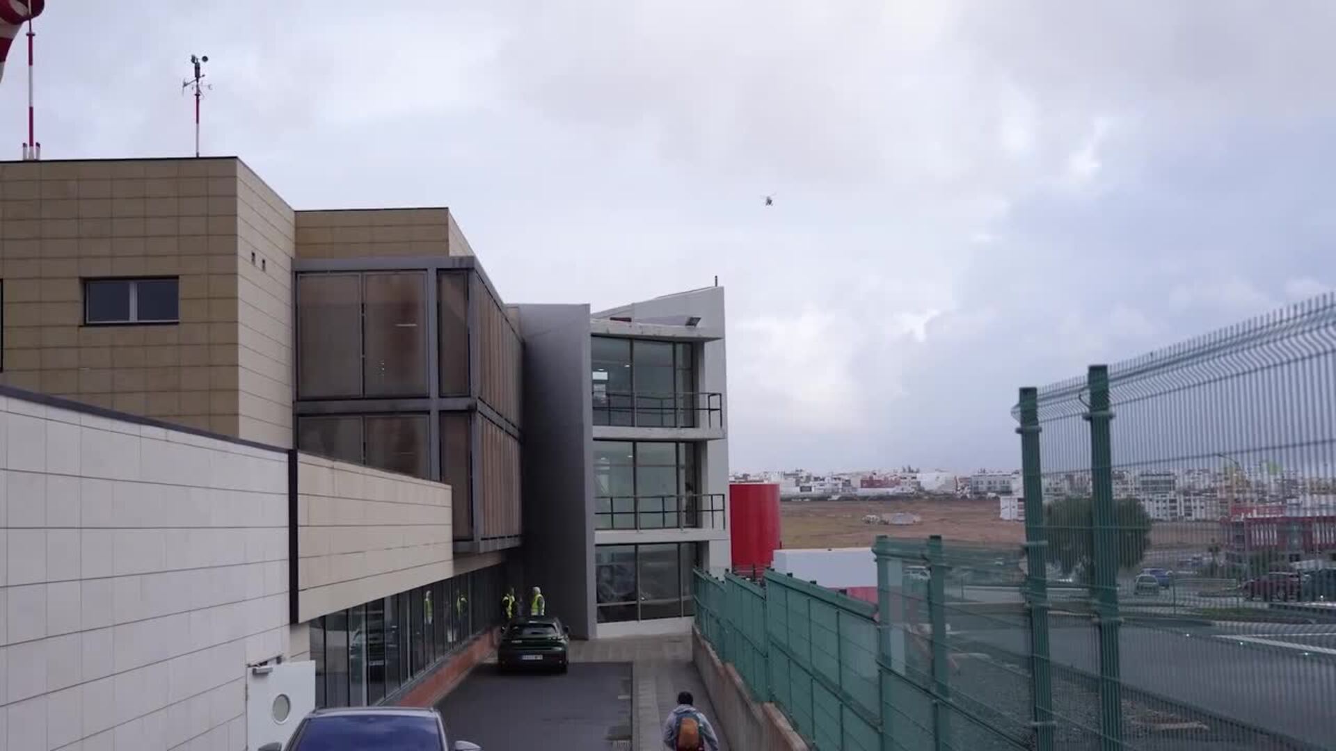 Canarias presenta la nueva flota de helicópteros medicalizados con 39 millones de inversión