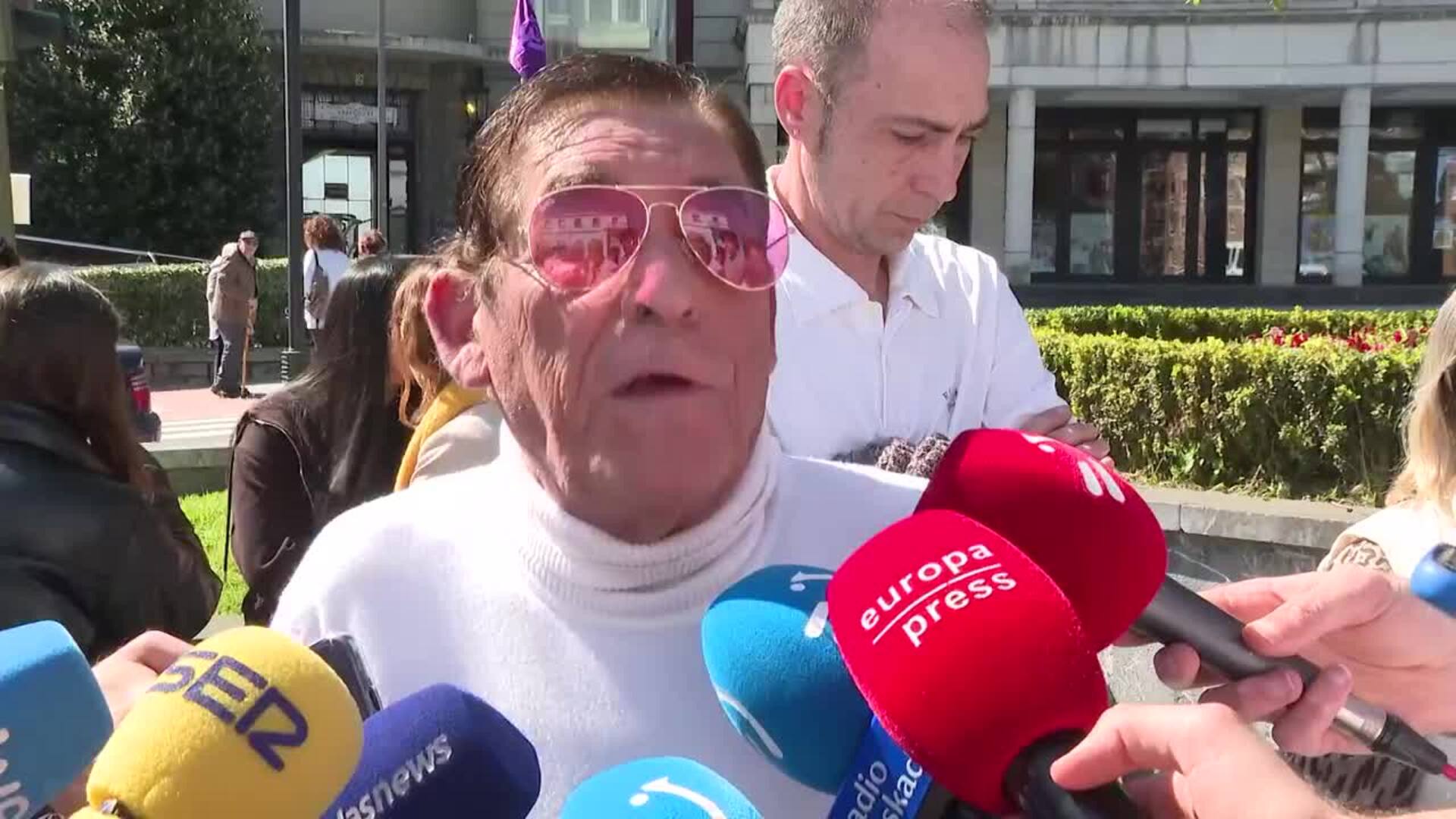 El detenido por el homicidio tenía una orden de alejamiento, según el padre de la victima