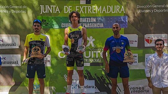 Mario de la Vega y Aurora Vaquero se proclaman campeones de Extremadura