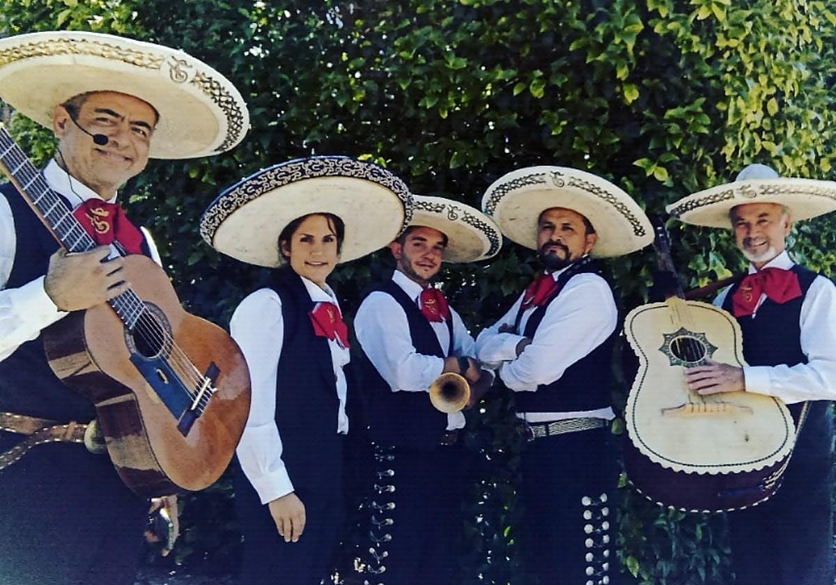 El Día de la Independencia de México resuena en Badajoz: el planazo gastronómico con tamales, pozole y mariachi en directo