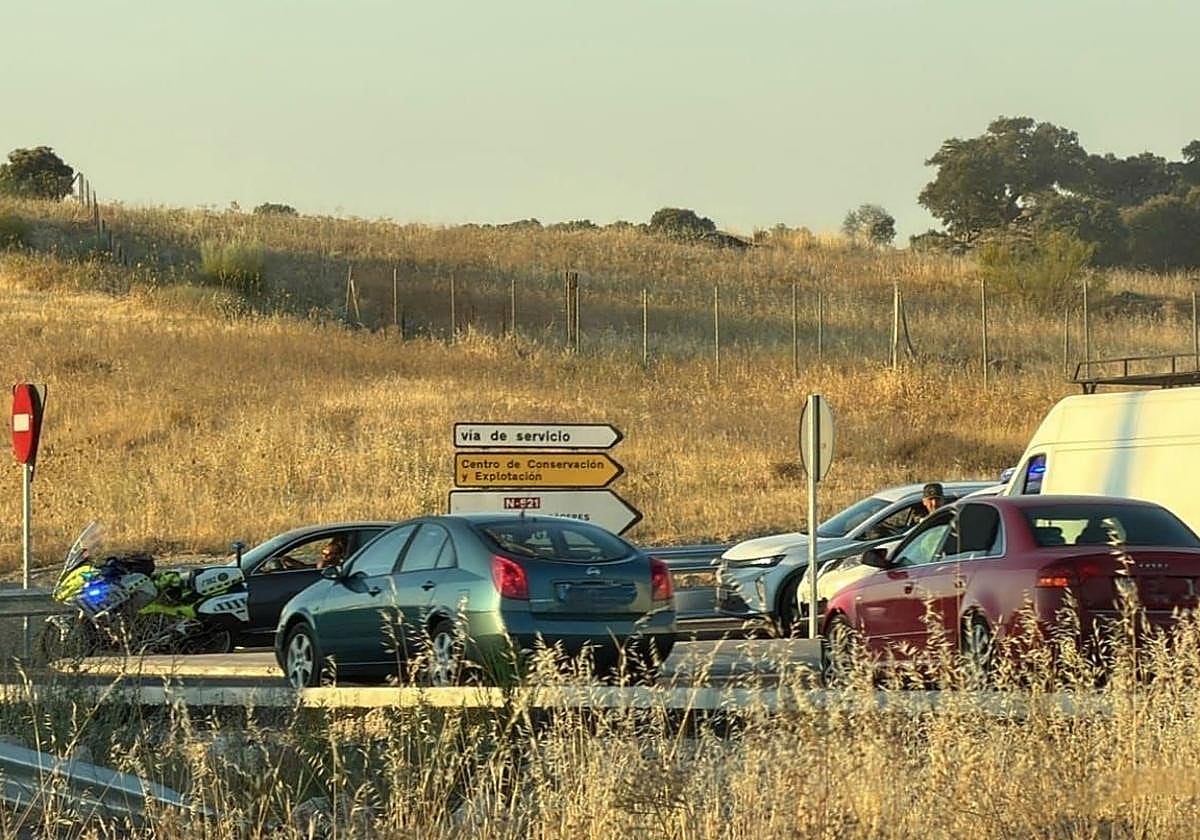 Accidente de tráfico en la N-521 en Cáceres