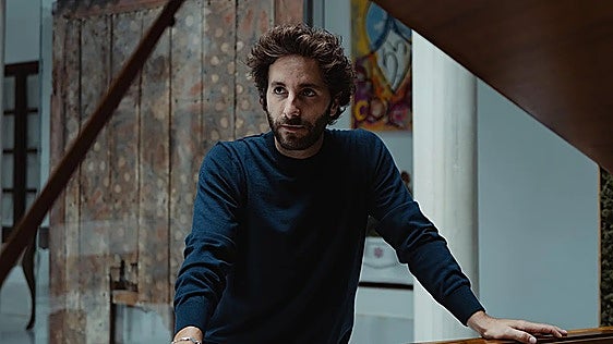 «En los conciertos me gusta romper el muro entre el escenario y el público»