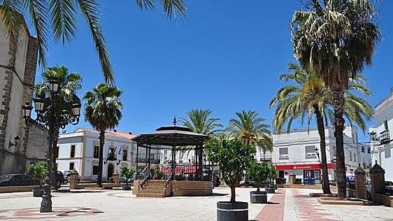 Aparece una cámara oculta en el vestuario femenino de una empresa en Higuera la Real