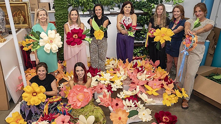 Campomayor se prepara para su fiesta de las flores: 100 calles y 10 kilómetros