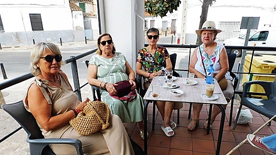 Los vecinos de Almaraz respiran con prórroga a la nuclear: «De una manera u otra, todos vivimos de la central»