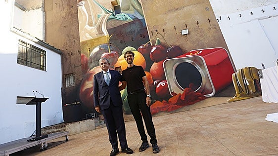 La Cámara de Comercio de Cáceres estrena su propio mural de Brea