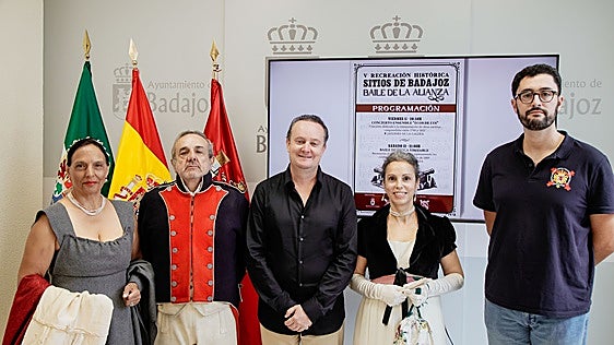 La Recreación se centra este año en los bailes de sociedad que acogía Badajoz en 1809