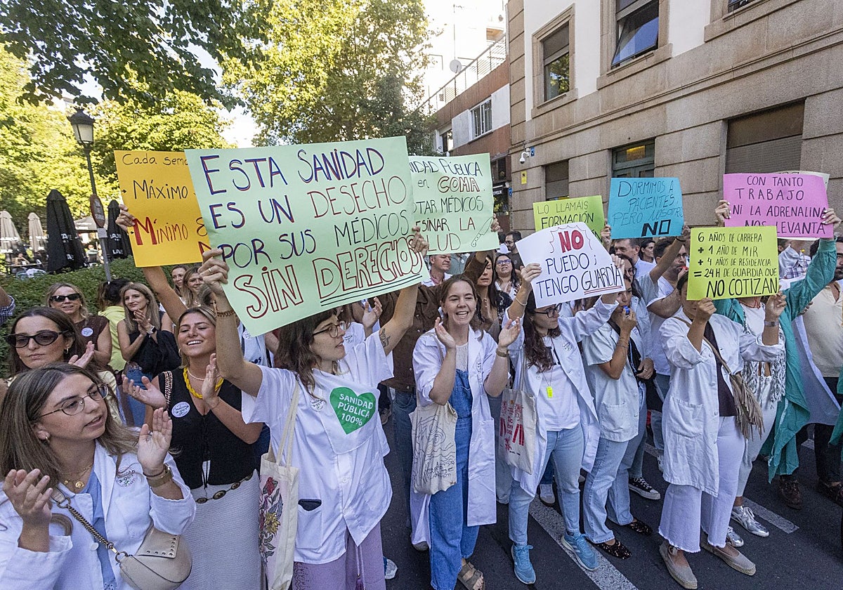 Los médicos extremeños irán a la huelga indefinida que comenzará el 28 de octubre – Hoy