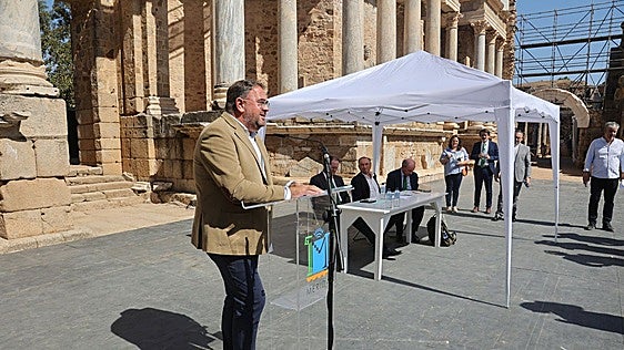 La escena del Teatro Romano de Mérida renovará su iluminación con luces LED de última generación