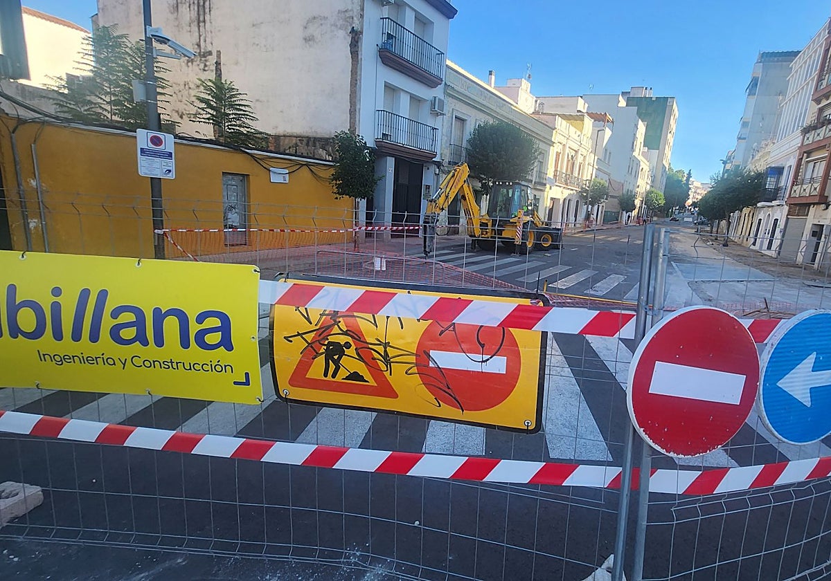 El PP critica la eliminación de aparcamientos en el centro de Mérida sin alternativas
