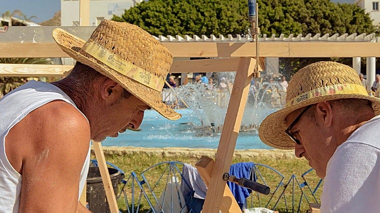 Dos cuadrillas extremeñas conquistan el podio de la 'Champions League de la albañilería' en Málaga