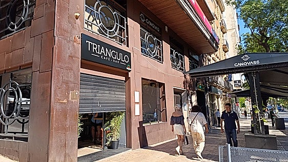 La antigua cafetería Acuario cierra en Cánovas y confirma la crisis de la hostelería en el centro de Cáceres