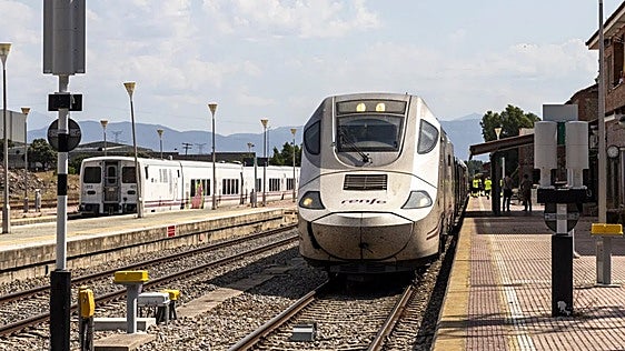 Un convoy de mercancías corta la circulación en Monfragüe y retrasa trenes de viajeros a Madrid