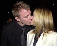 Madonna niega que su matrimonio peligre por una relación con un joven productor